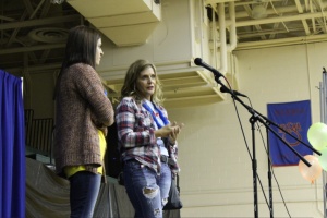 Keri and Olivia Benge speak about their daughter, Mia at Dance Marathon. Photo by Alaina King.